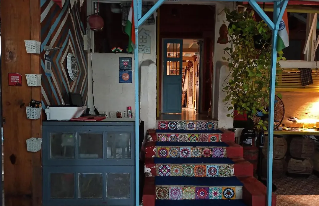 Namastey Mumbai Backpackers-1